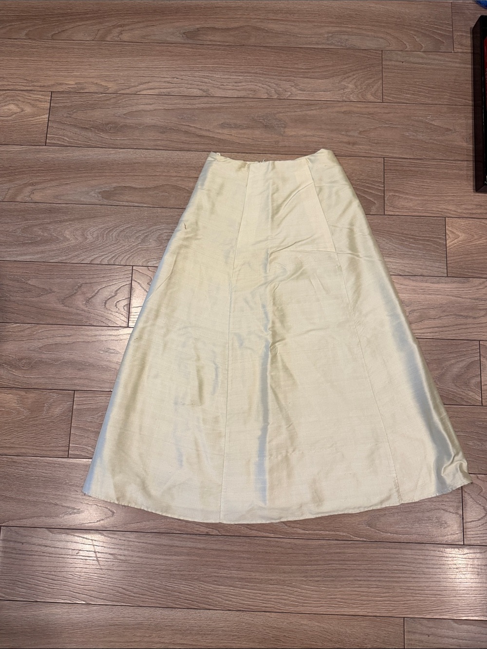 Women's Cream A-Line Midi Skirt